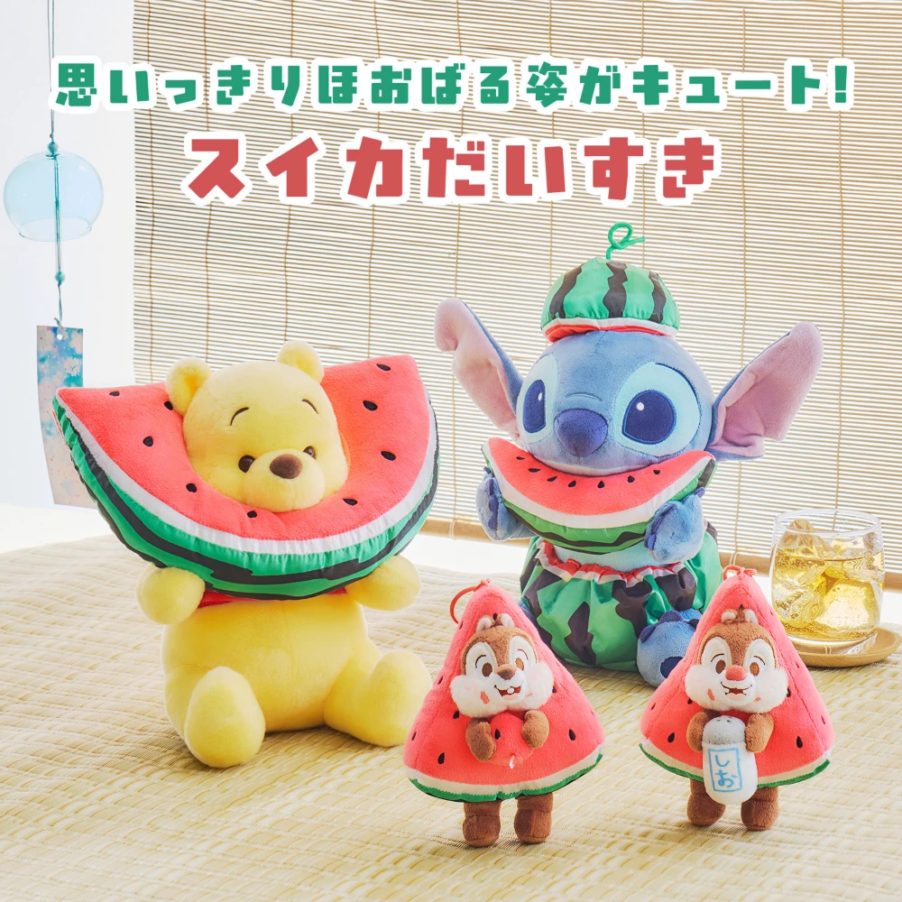 思いっきりほおばる姿がキュート！スイカだいすき