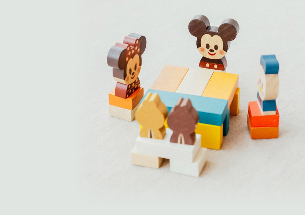 知育玩具・積み木