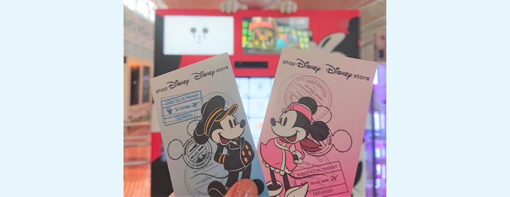 羽田空港ターミナル限定  shopDisneyオリジナル自動販売機にオリジナルショップカード登場！