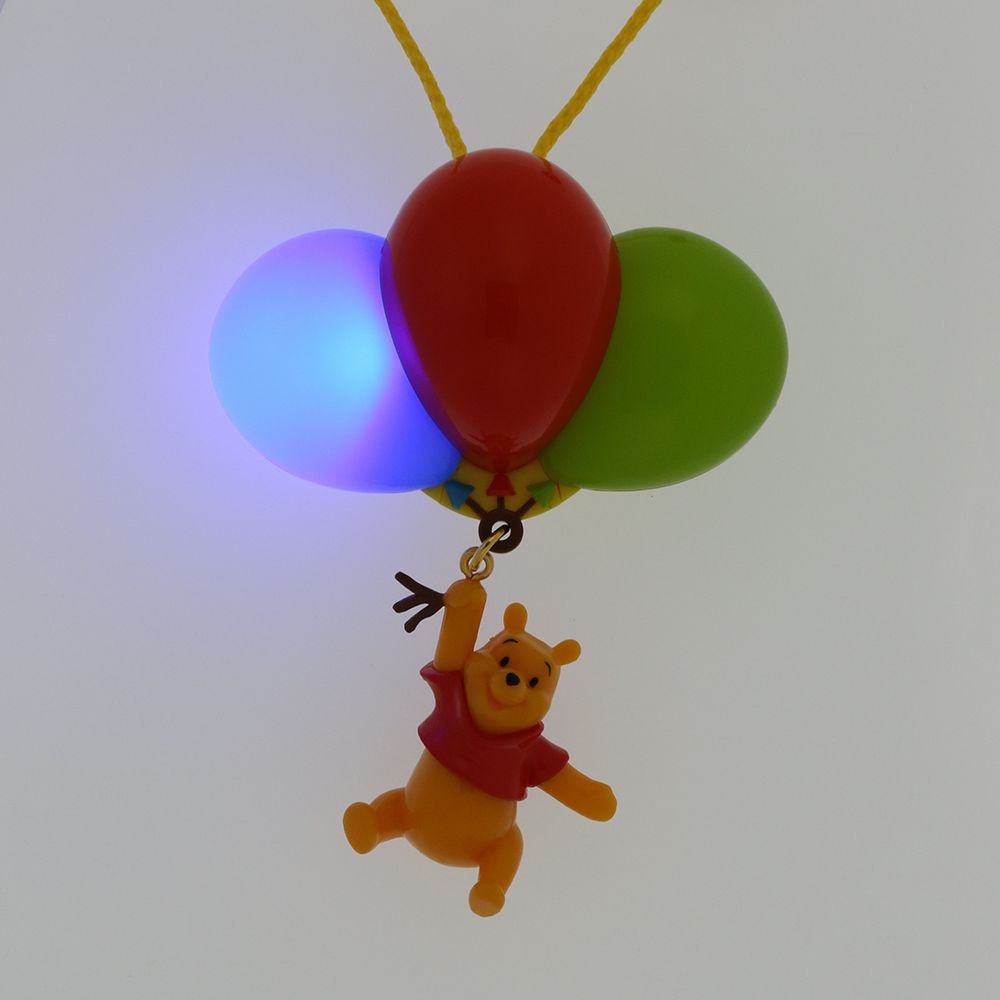 光るおもちゃ プー