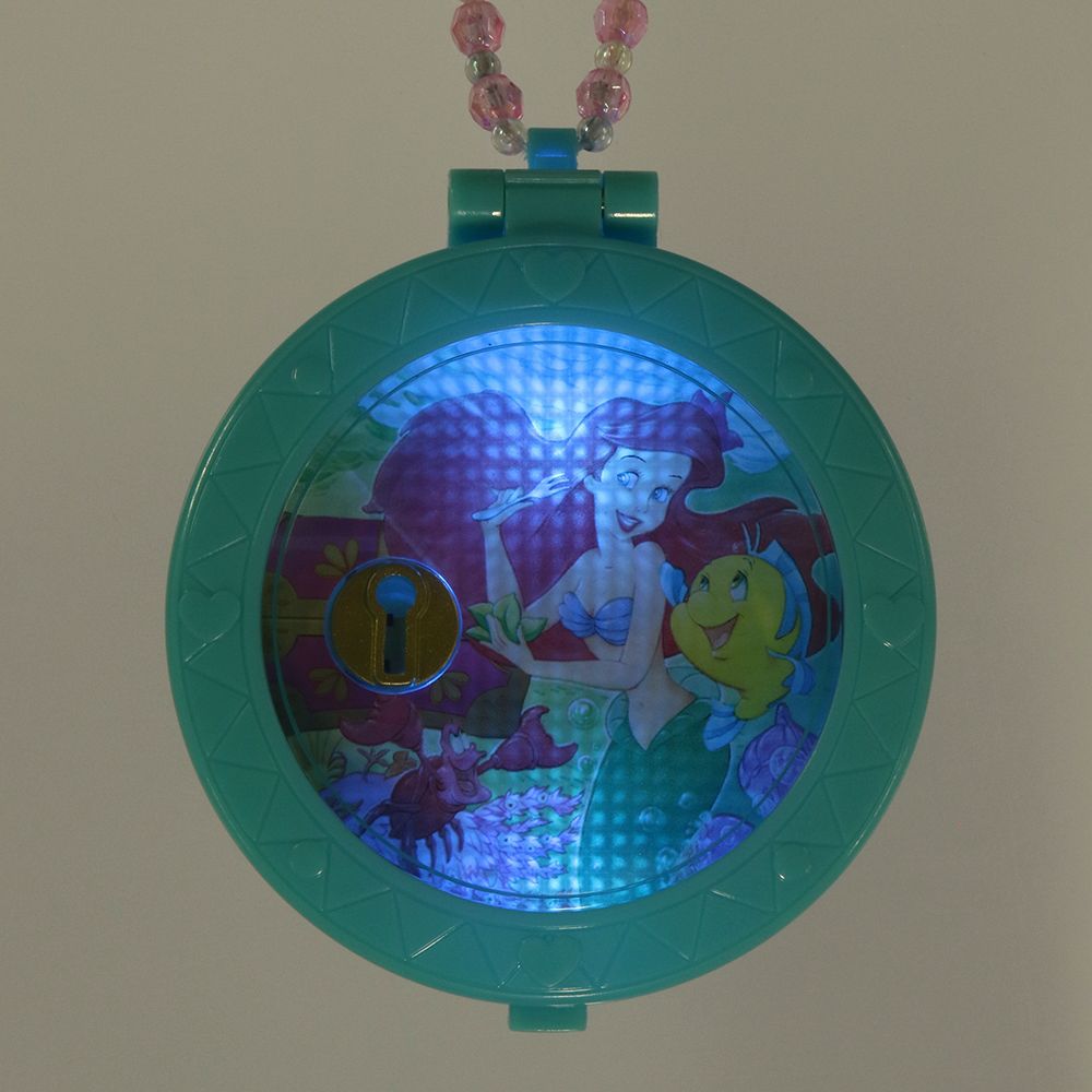 光るおもちゃ アリエル