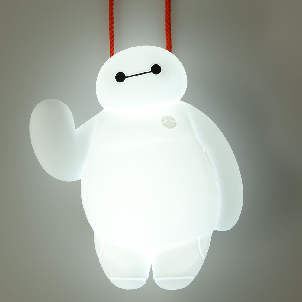 光るおもちゃ ベイマックス