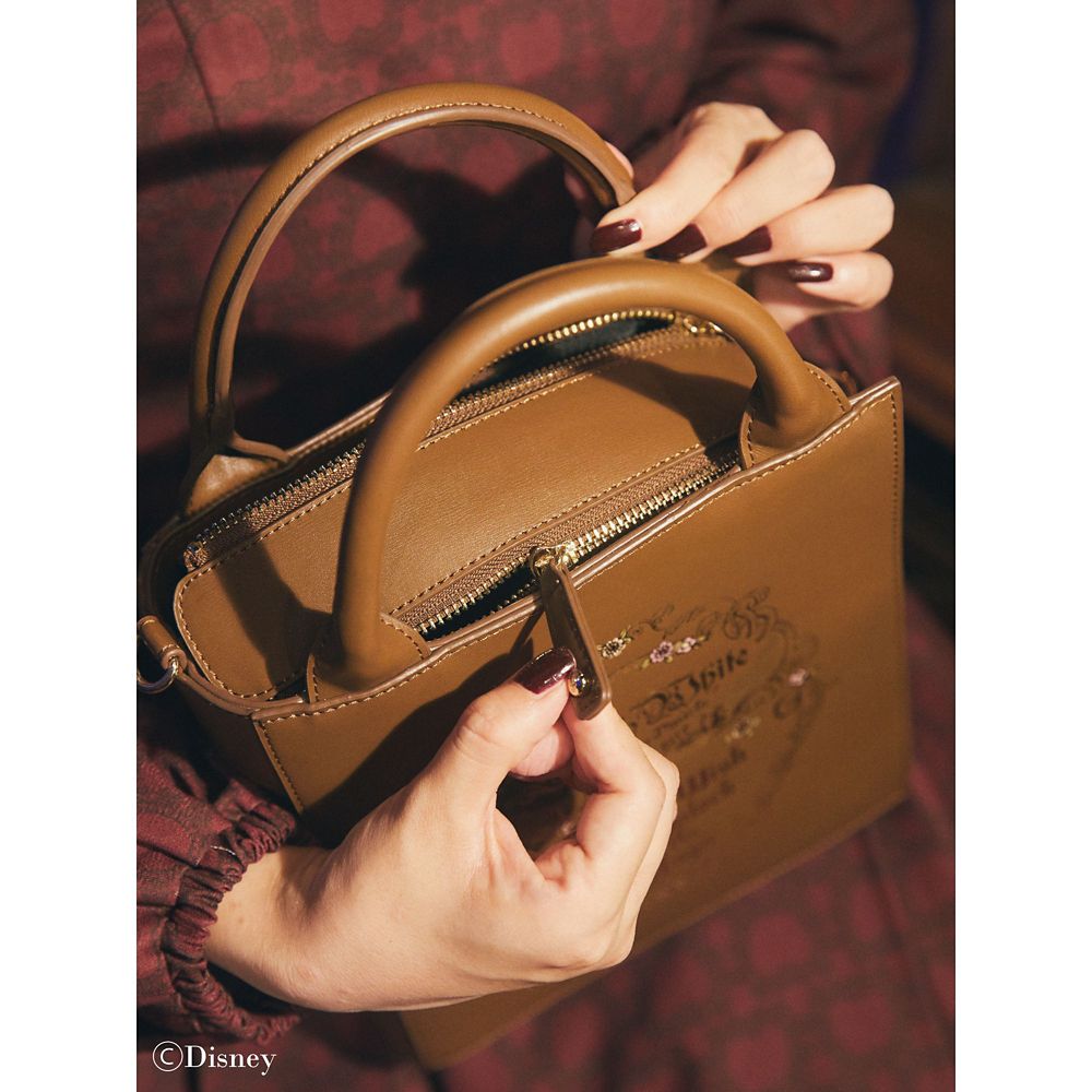 女王　ブック型ショルダーバッグ