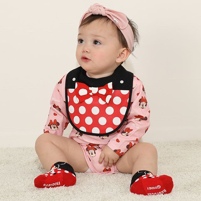 【ベビードール】ミニー 帽子付きスタイ7881 / 赤ちゃん 出産祝い 贈り物 プレゼント ベビー用品 立体モチーフ スタイ（リバーシブル仕様/防水シート入り） 帽子スナップボタンで付け替え可