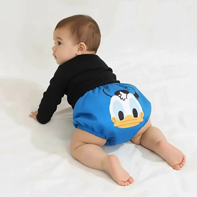 【ベビードール】スティッチ キャラクターベビーブルマ 7909 / 腹囲38cm ベビーサイズ 赤ちゃん 出産祝い 贈り物 プレゼント ベビー服 立体モチーフ ウエスト総ゴム 綿100％