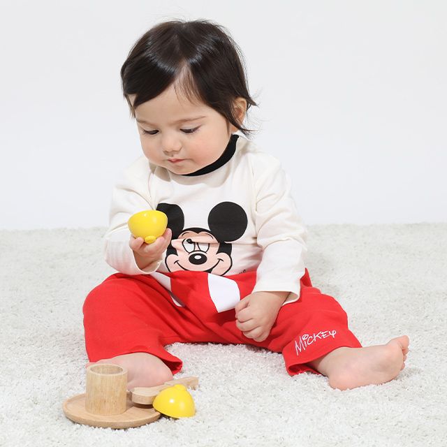 【ベビードール】ミッキー ギフトBOX付き 3点ギフトセット 9139B 【DY】 / 70-80cm ベビーサイズ 赤ちゃん 出産祝い 贈り物 プレゼント ベビー服 長袖 ボディースーツ スタイ ボトムス  長ズボン ロングパンツ コーデセット お得