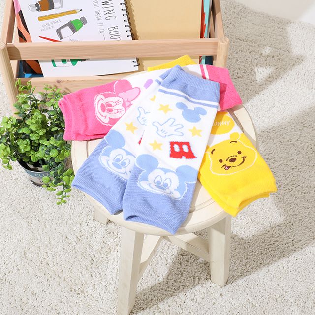 【ベビードール】プー くまのプーさん ベビーレッグウォーマー 9171 / ベビーサイズ 赤ちゃん ベビー用品 雑貨 靴下 レッグウェア 出産祝い 贈り物 プレゼント 冷え対策  ハイハイ 膝 保護 サポーター