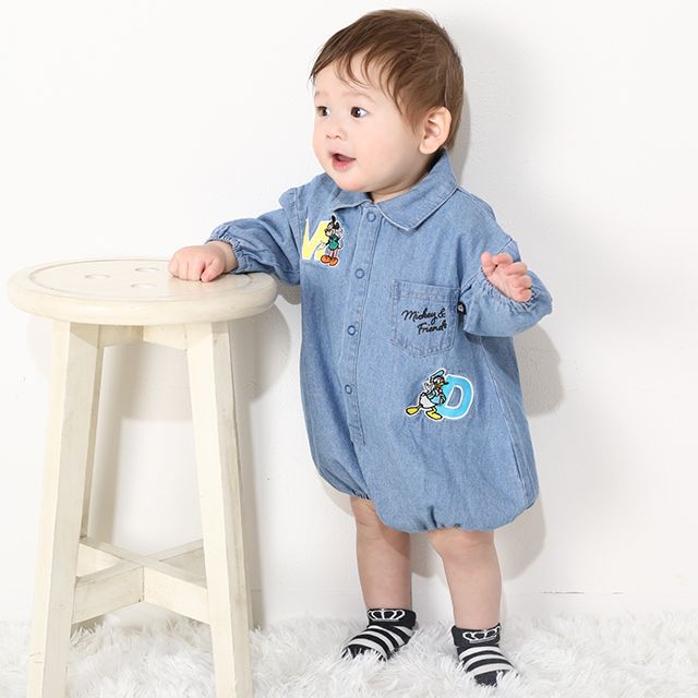 【ベビードール】ミッキー ワッペンデニムロンパース 0300B / ドナルド プルート 70-80cm 赤ちゃん リンクコーデ ペアルック 親子コーデ 出産祝い 贈り物 プレゼント ベビー服 つなぎ 長袖 綿100％