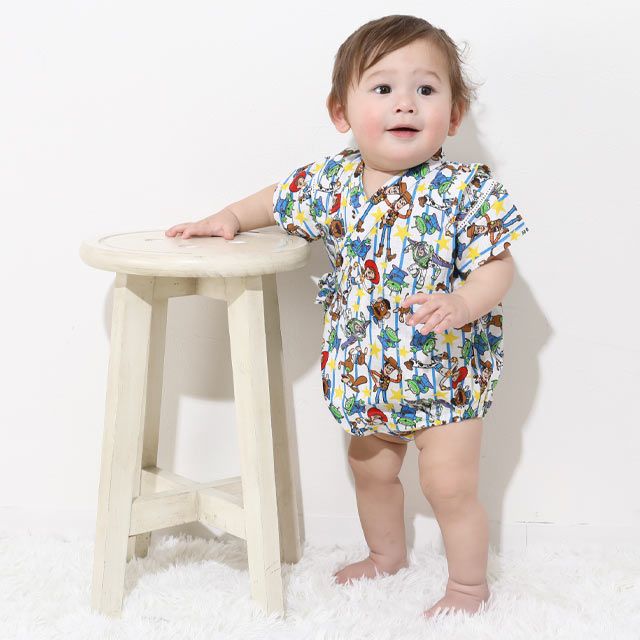 【ベビードール】トイ・ストーリー 浴衣ロンパース 0433B / 70-80cm ベビーサイズ 赤ちゃん 出産祝い 贈り物 プレゼント ベビー服 つなぎ 半袖 リンクコーデ ペアルック