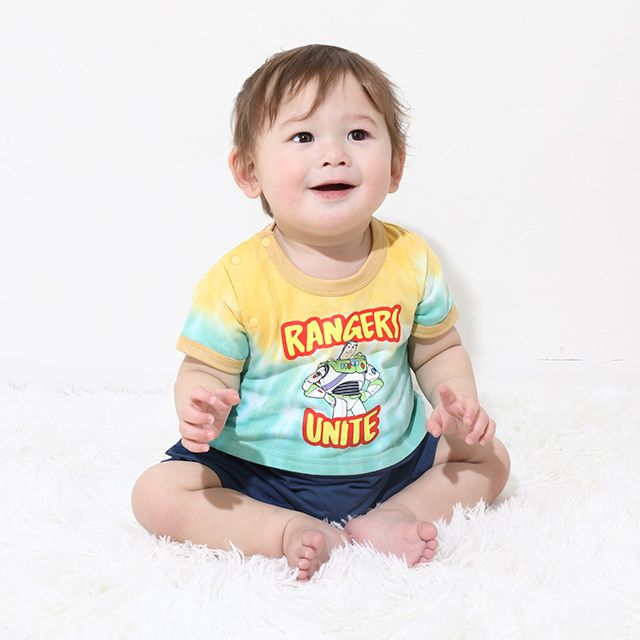 【ベビードール】バズ タイダイキャラクターロンパース 0516B / トイストーリー ベビーサイズ 赤ちゃん 出産祝い 贈り物 プレゼント ベビー服 つなぎ リンクコーデ ペアルック 親子コーデ おそろい 天竺素材