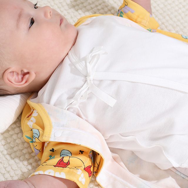 【ベビードール】ミニー 肌着ドッキング2WAYオール 0714B / 50-70cm ベビーサイズ 赤ちゃん 出産祝い 贈り物 プレゼント ベビー服 つなぎ ドレスオール カバーオール 時短 楽ちん 綿100％