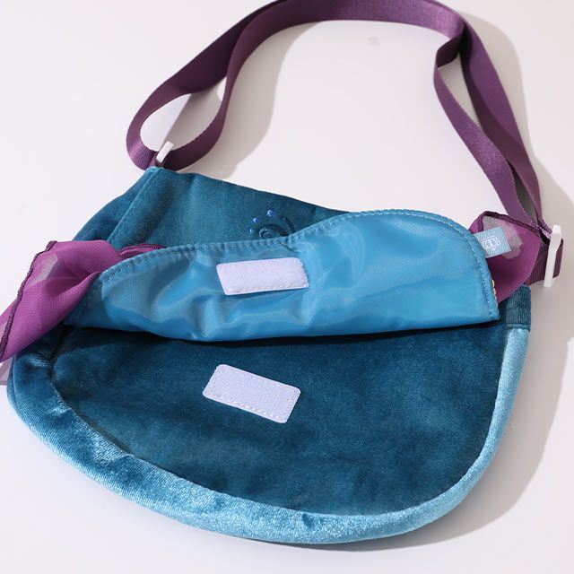 【ベビードール】ミニー なりきるポシェット 1475 / キッズ 雑貨 鞄 カバン かばん 小物入れ フリフリ リボン ガールズコーデ ガーリー ベロア 面ファスナー ショルダー紐 長さ調整可 立体モチーフ