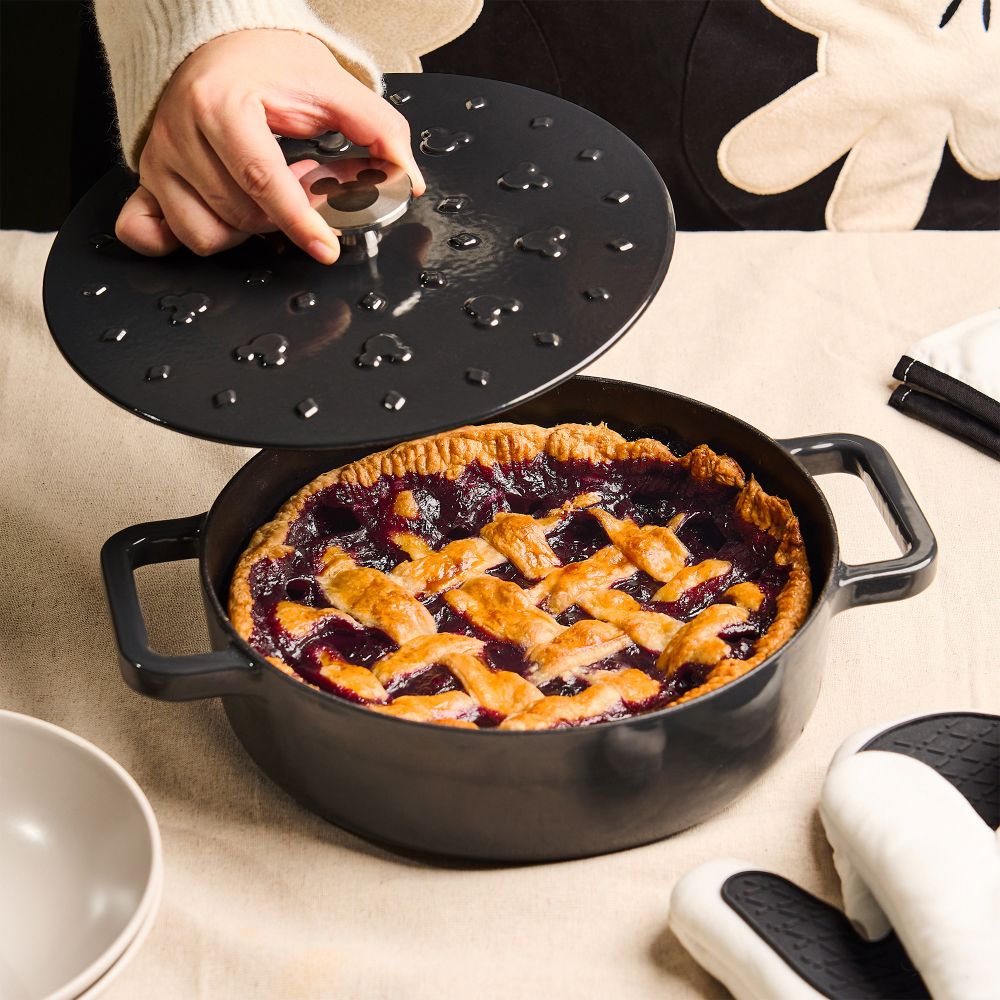 【マイヤージャパン】ミッキー 24㎝キャストアイアン 両手浅型鍋