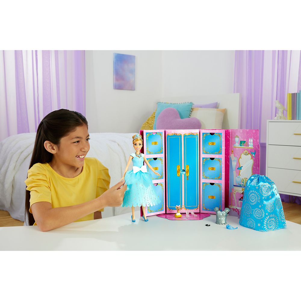 ディズニープリンセス　 ひみつのドレスアップ シンデレラ（ドール）