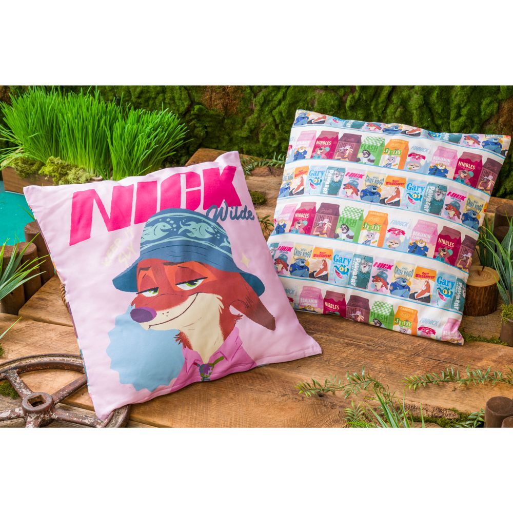 【OH MY CAFE】＜オンライン先行販売＞ズートピア2 クッションカバー（ニック）