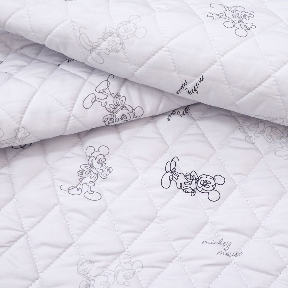 ミッキーマウス コットカバー 60&times;130cm 裏面防水 キルト 吸水加工 ネームタグ付き NZ3227-K