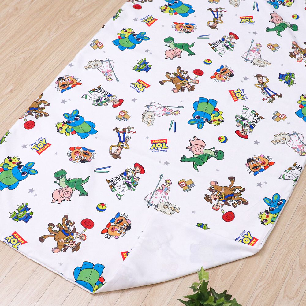 トイ・ストーリー 掛け布団カバー 105&times;130cm ウッディ バズ・ライトイヤー ジェシー エイリアン ミスター・ポテトヘッド ミセス・ポテトヘッド レックス ハム ボー・ピープ ピーチスキン加工 ベビー布団カバー NZ3028-T1