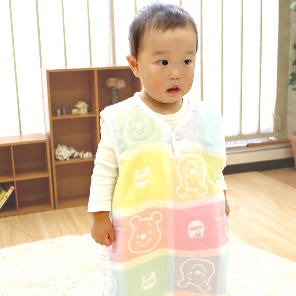 プーさん　6重ガーゼ　スリーパー　リバーシブルタイプ　42&times;58cm　綿100％　日本製　NZ2830-F