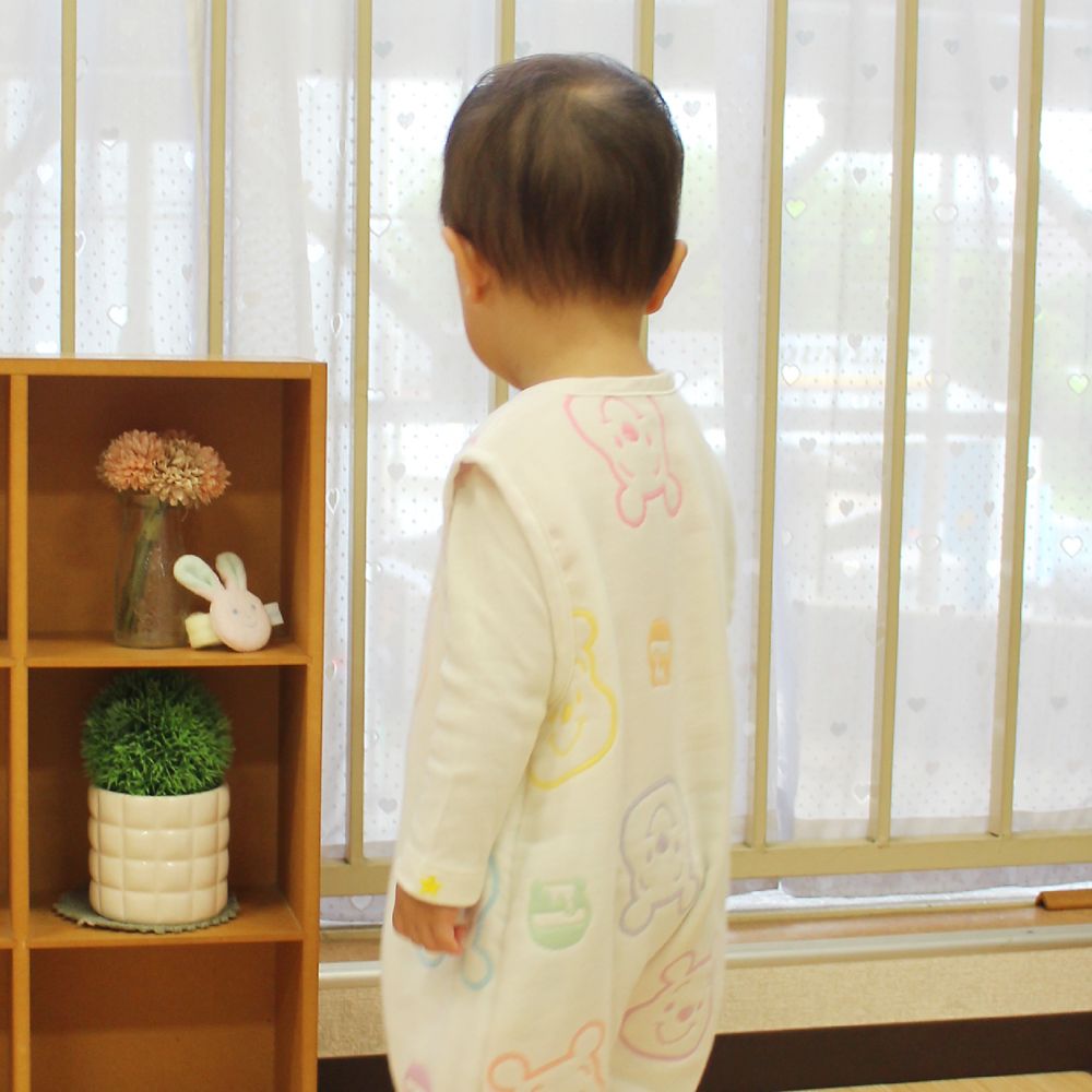 プーさん　6重ガーゼ　スリーパー　2WAYタイプ　40&times;55cm　綿100％　日本製　NZ2830-G