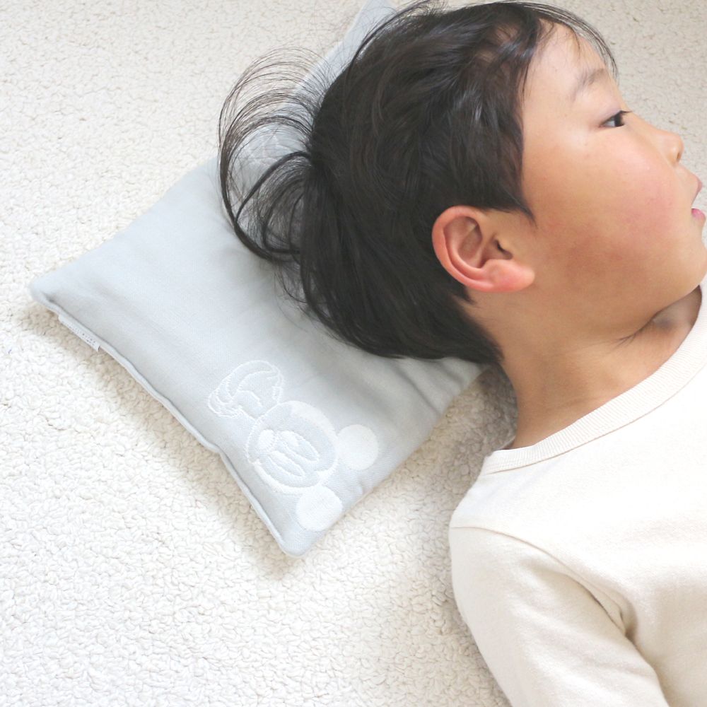 ベビーミッキー＆ミニー　6重ガーゼ　ベビーまくら　20&times;32cm　綿100％　日本製　NZ2832-I