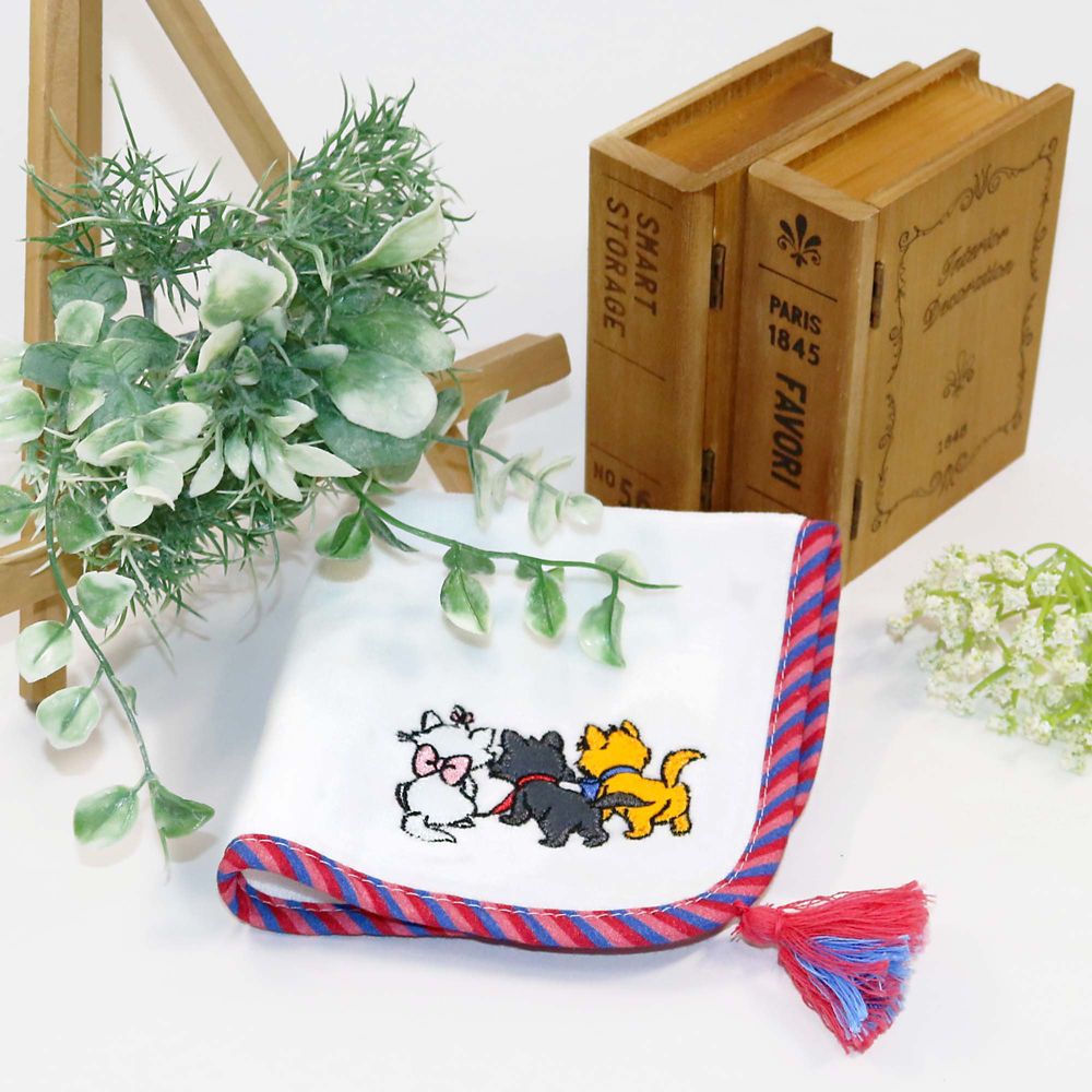 ＣＬＡＳＳＩＣＳ／おしゃれキャット／１／ハンドタオル