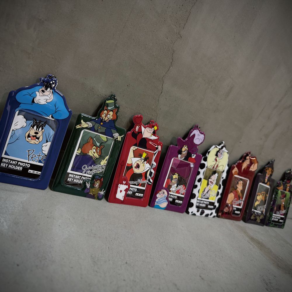 クルエラ　カードホルダー（インスタントフォトキーホルダー）