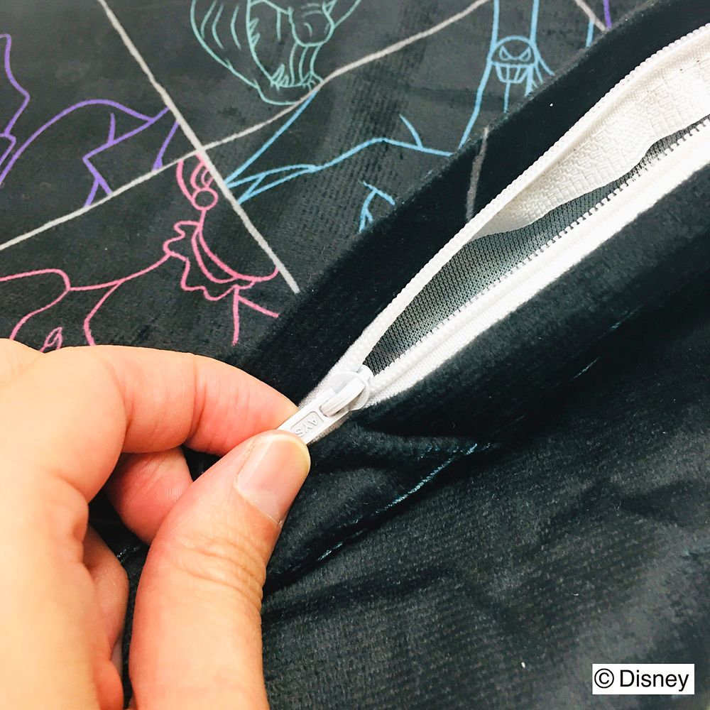 ヴィランズ　枕カバー