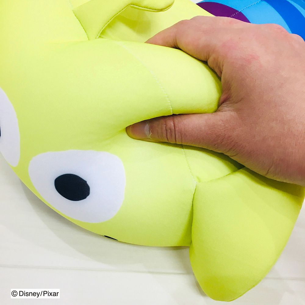 エイリアン　もちもちビーズ抱きクッション