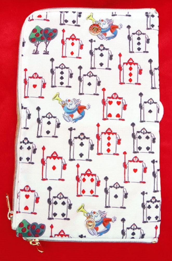 ふしぎの国のアリス／折りたたみポーチ／トランプ兵スペードnc