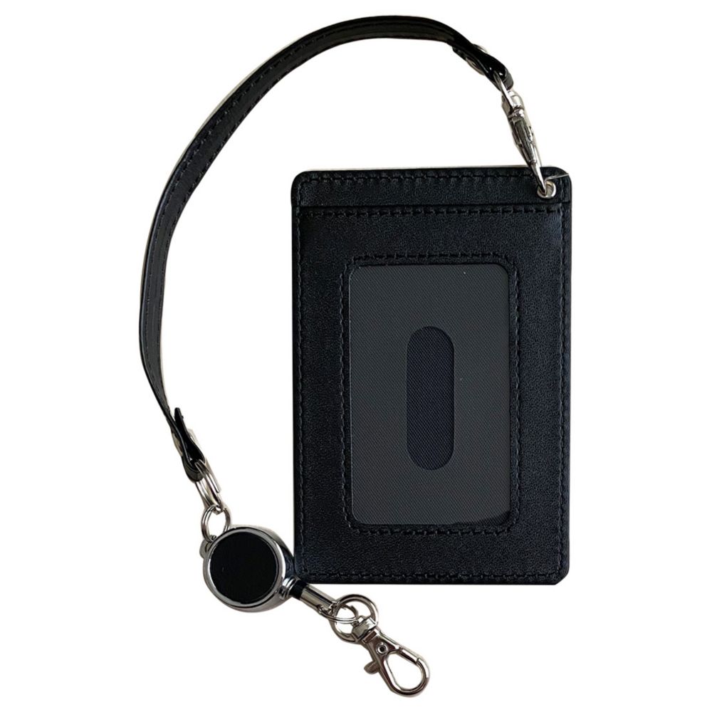 公式 ショップディズニー Marvel マーベル アベンジャーズ パスケース アイアンマン スパイダーマン