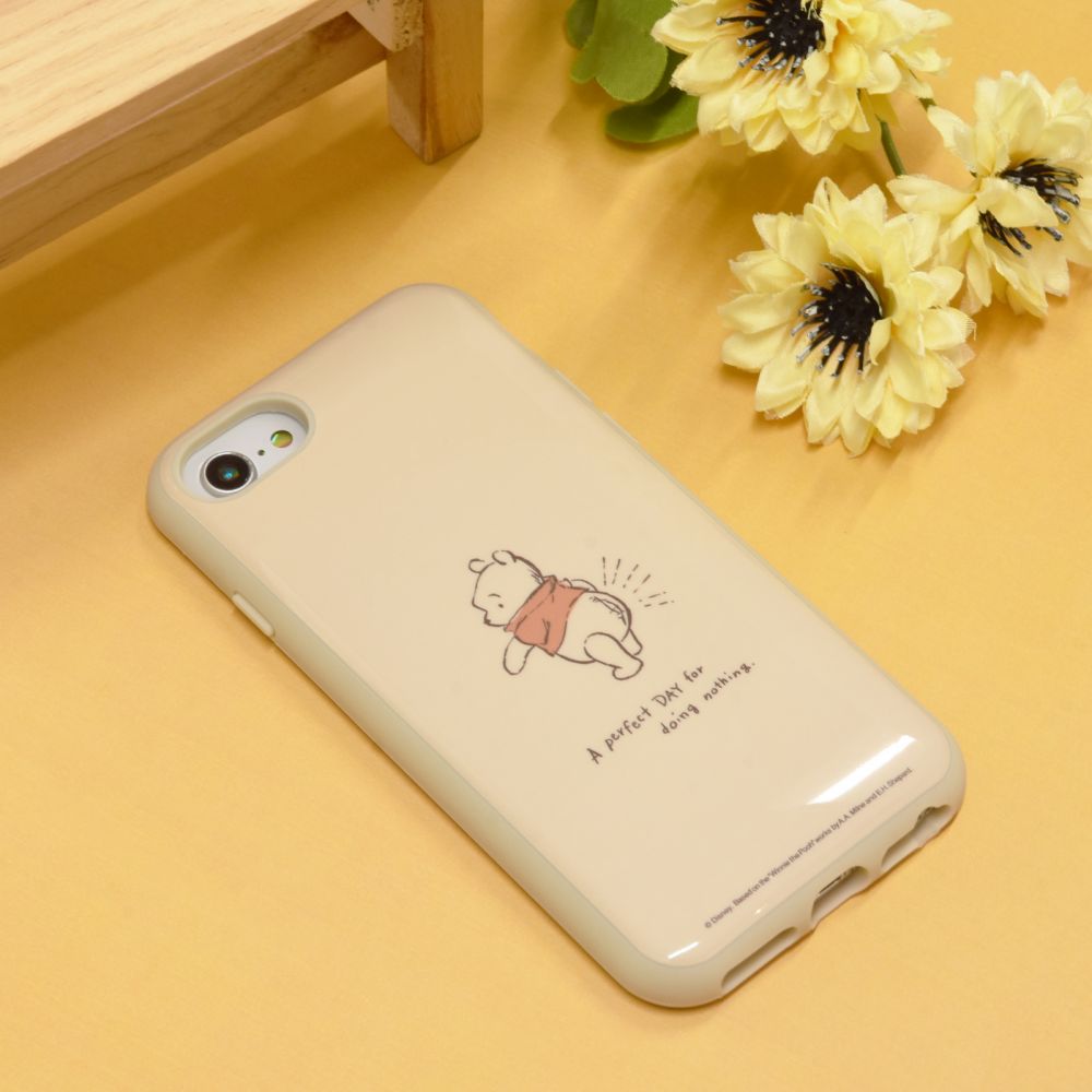 くまのプーさん IIIIfit iPhone 6/6s/7/8/SE(第2世代)/SE(第3世代) (4.7インチ) 対応 ケース DNG-32PO