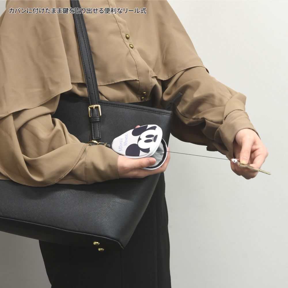 ミッキーマウス リール式キーケース DNG-106MK