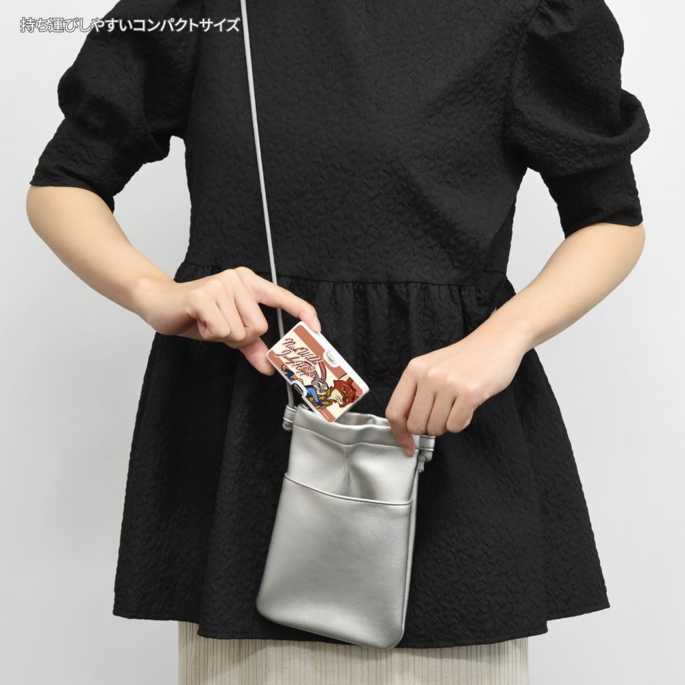 ズートピア ニック＆ジュディ Lightning / Type-C コネクタ付き リチウムイオン充電器 4000mAh DNG-322ZT