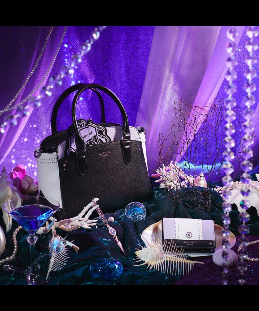【& chouette】『ディズニー ツイステッドワンダーランド』バッグコレクション 「マジカルペン」デザインチャーム オクタヴィネル寮