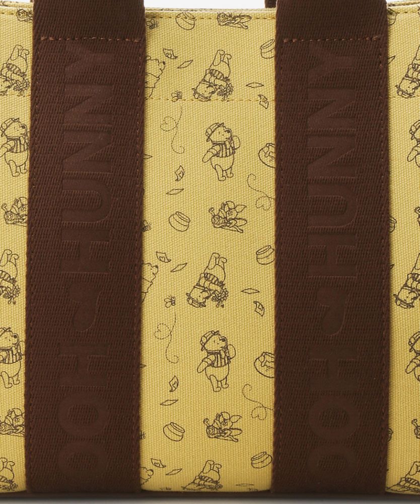 【Samantha Thavasa】「くまのプーさんコレクション」スクエアキャンバストートバッグ