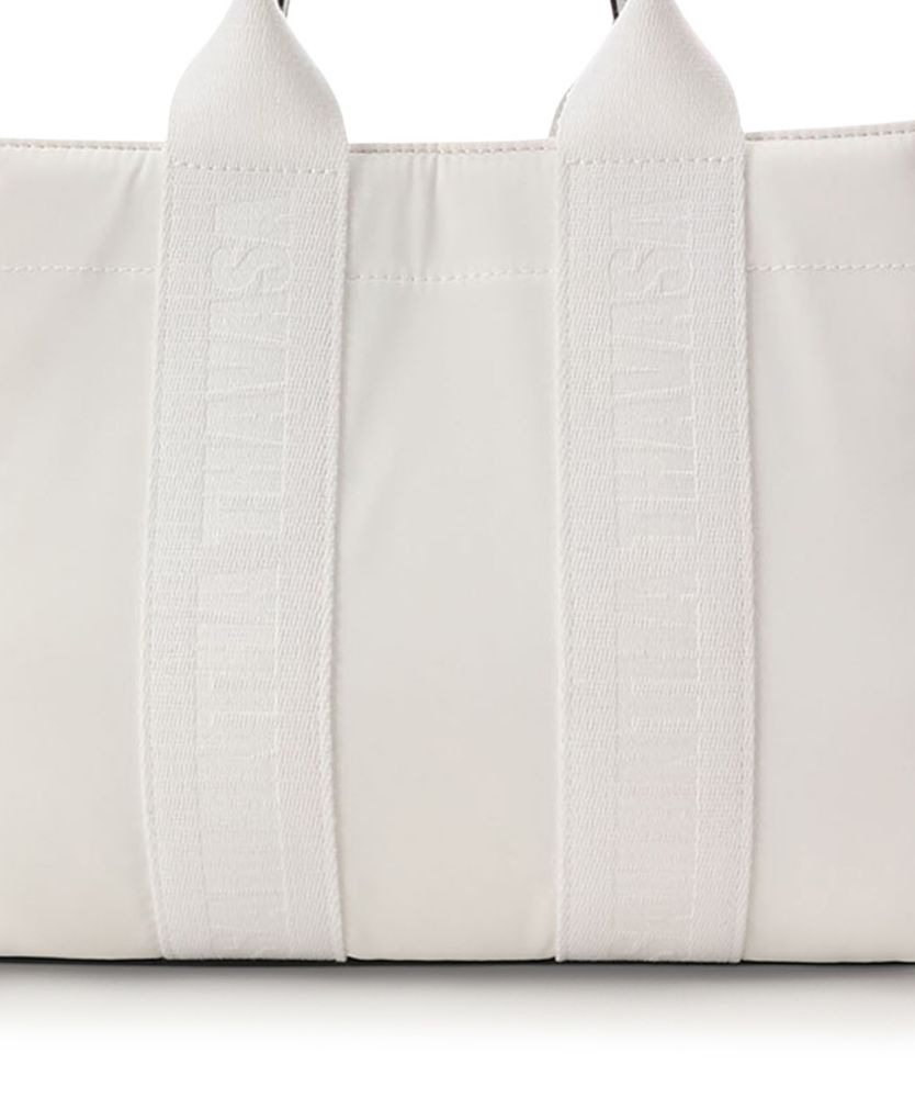 【Samantha Thavasa】「ベイマックス」コレクション スクエアトートバッグ