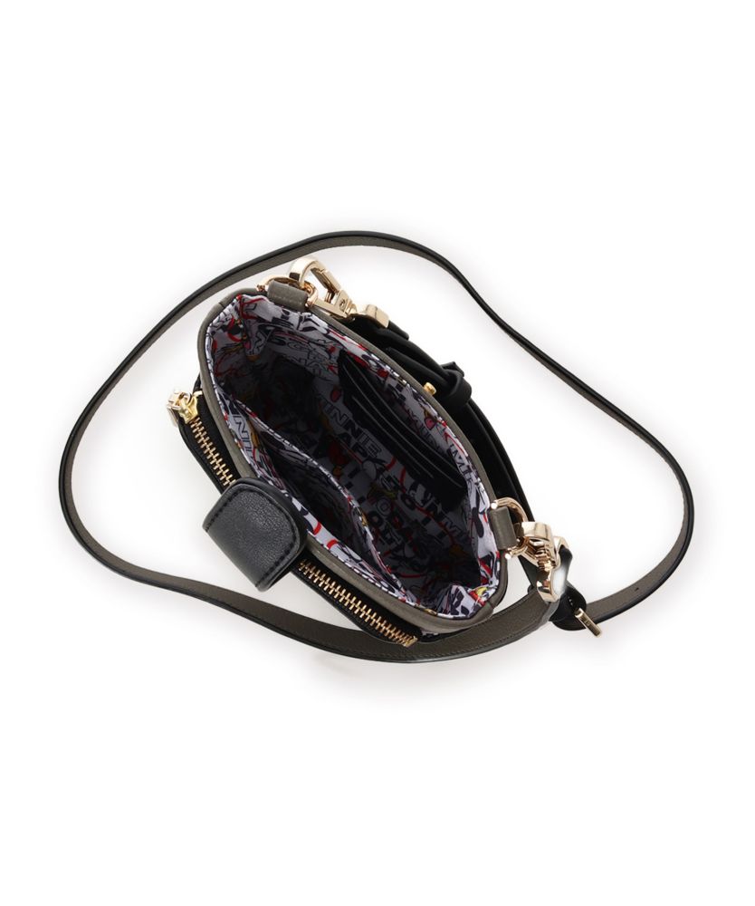 【Samantha Thavasa】「ミッキー＆フレンズ」コレクション ショルダーバッグ