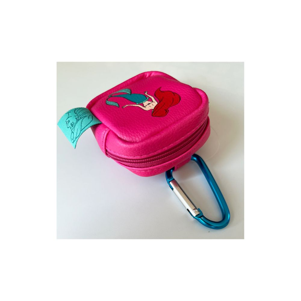 ノスタルジカ プリンセス カラビナ付きミニポーチ アリエル