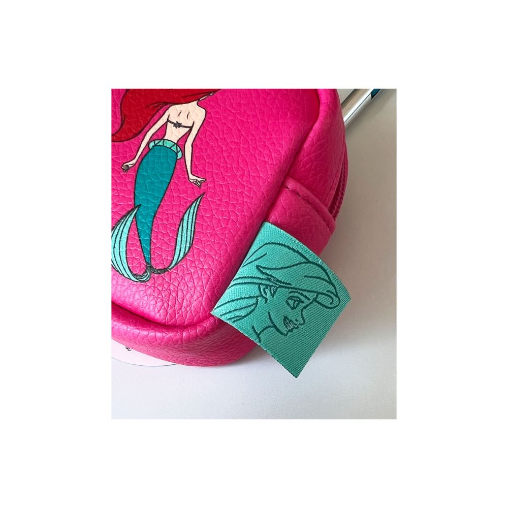 ノスタルジカ プリンセス カラビナ付きミニポーチ アリエル