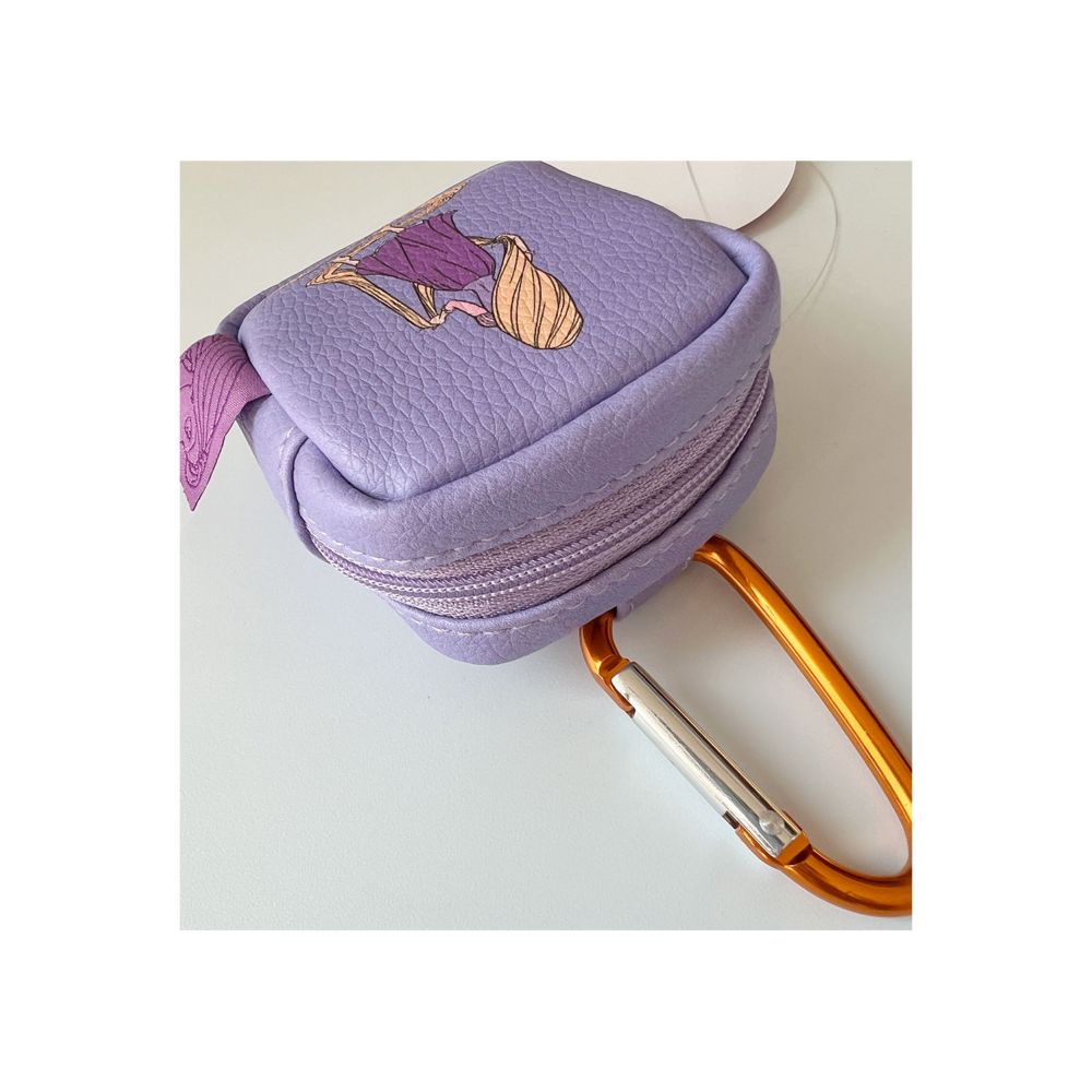 ノスタルジカ プリンセス カラビナ付きミニポーチ ラプンツエル