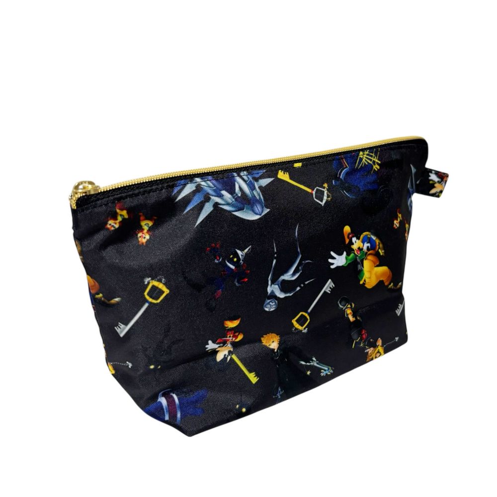 ディズニー キングダム ハーツ 総柄 ポーチ