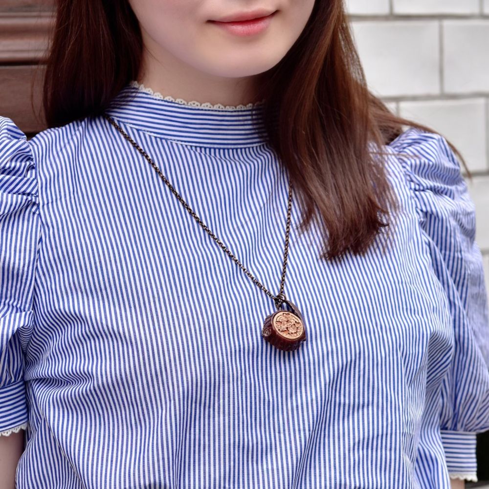 【キューポット】7人のこびと/ネックレス　切り株