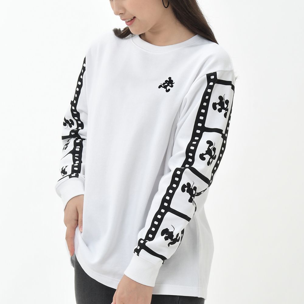 公式 ショップディズニー ミッキー 長袖トレーナー ホワイト Disney Store Japan 30th Running