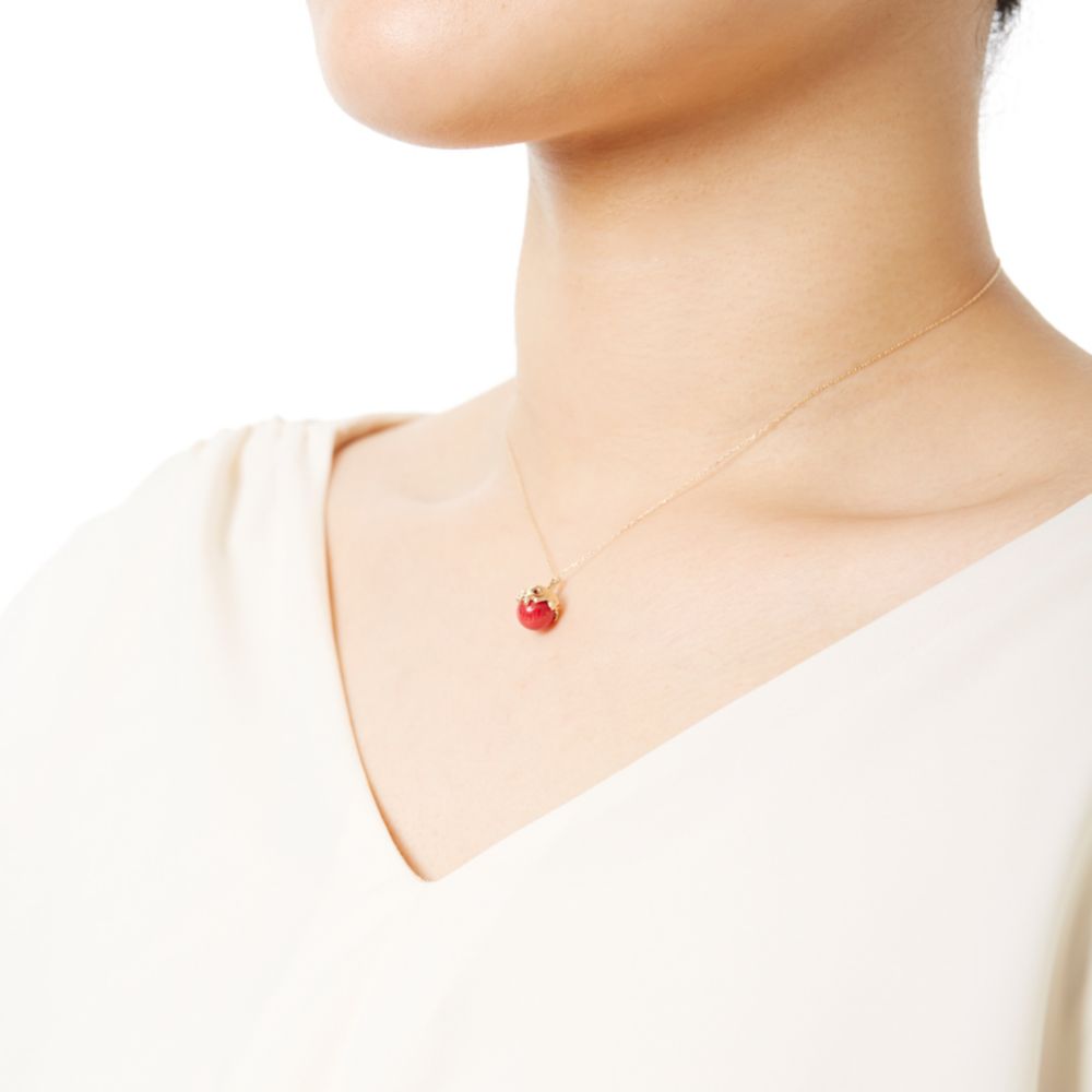 【キューポット】白雪姫 /ネックレス　毒リンゴ K10&times;サンゴ