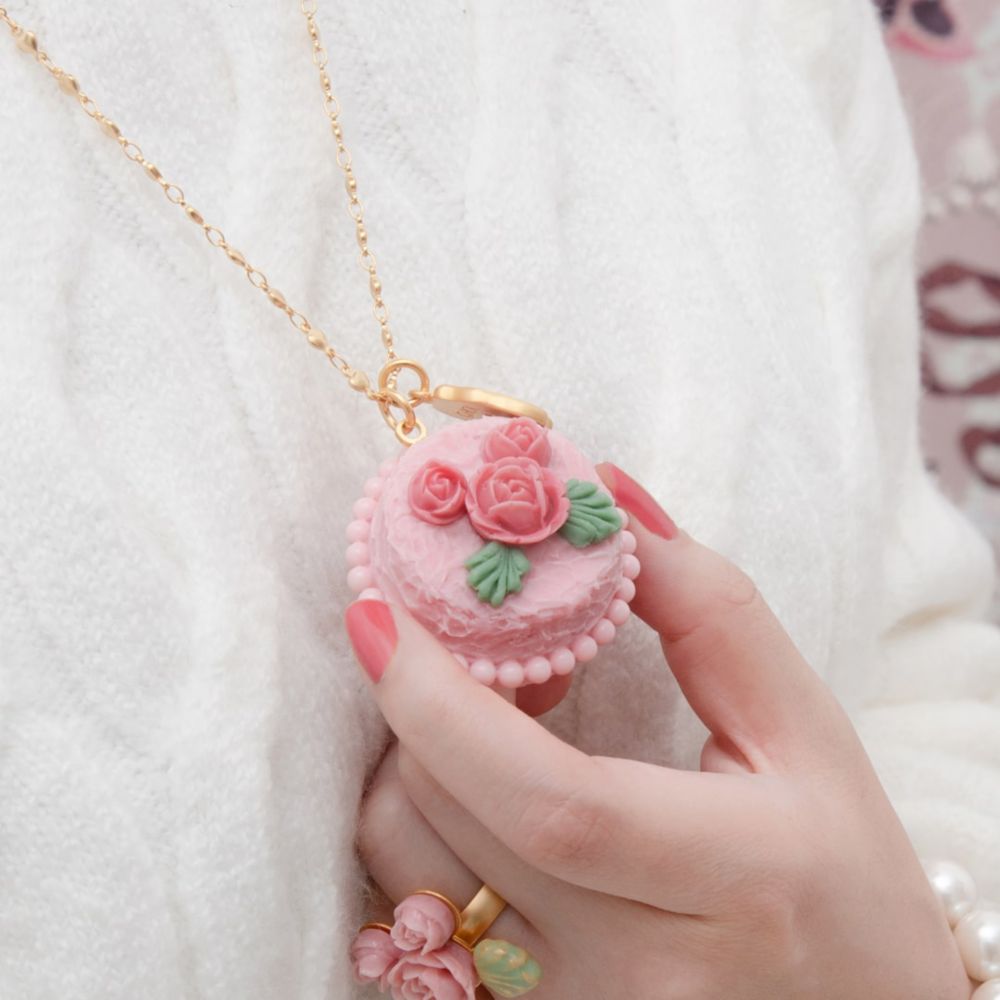 【キューポット】ミニーマウス/ネックレス　ビンテージケーキ