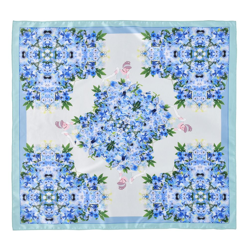 公式 ショップディズニー シンデレラ スカーフ Disney Artist Collection By Nicolai Bergmann