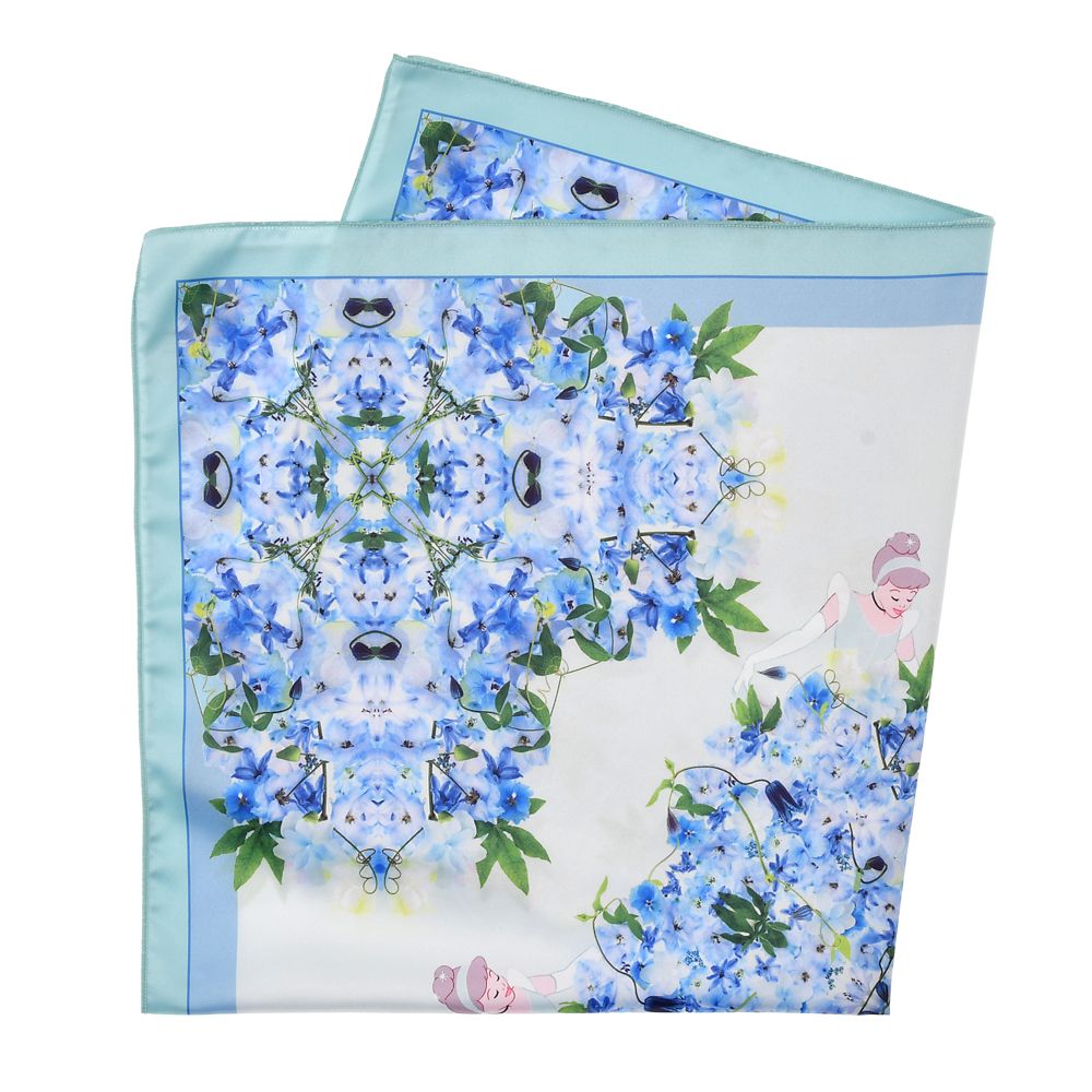 公式 ショップディズニー シンデレラ スカーフ Disney Artist Collection By Nicolai Bergmann