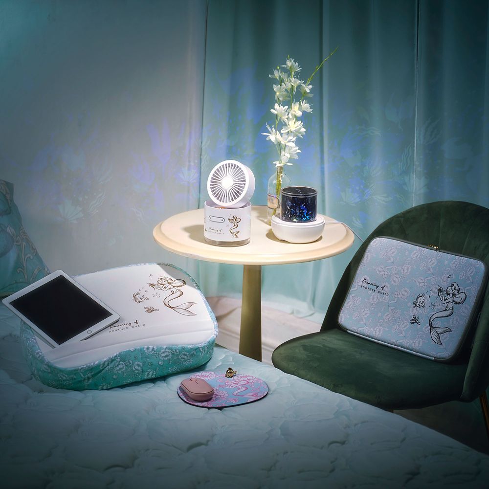 公式 ショップディズニー アリエル フランダー セバスチャン ルームプロジェクション Under The Sea