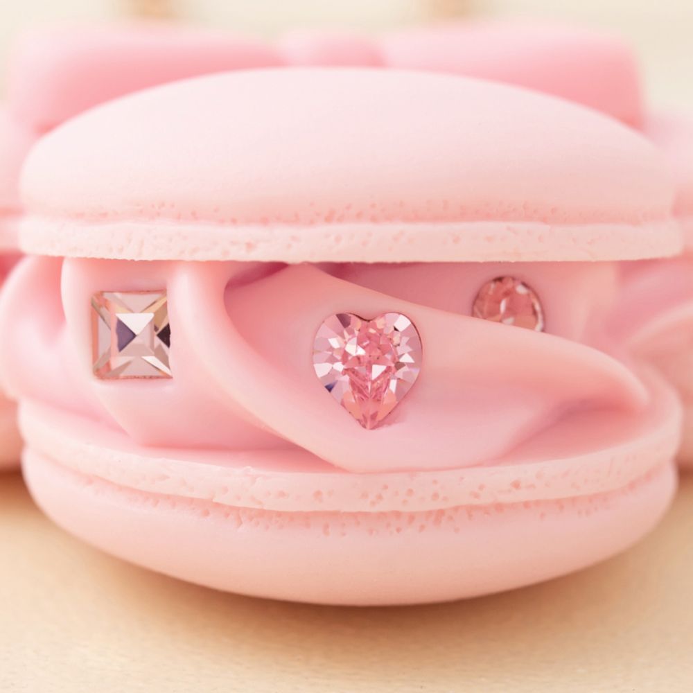 【キューポット】ミニーマウス/ネックレス　ストロベリーミルクマカロン