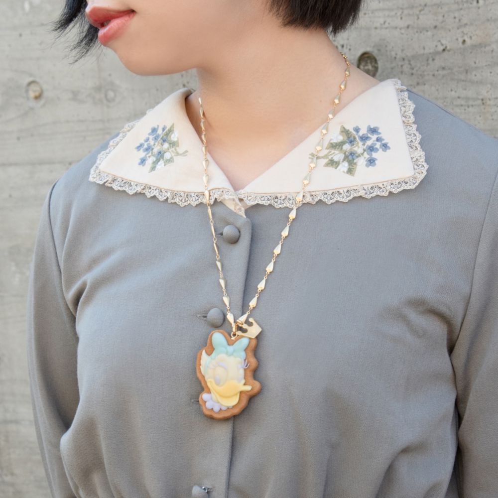 【キューポット】デイジーダック/ ネックレス　ミルキーシュガークッキー